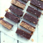 Dadel og peanutbarer – sunde snickers